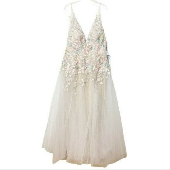 MAC DUGGAL Embellished Floral Sleeveless Deep V-Neck A-Line Gown Pastel Size 12 - Picture 4 of 14
